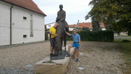 přidává se Rony